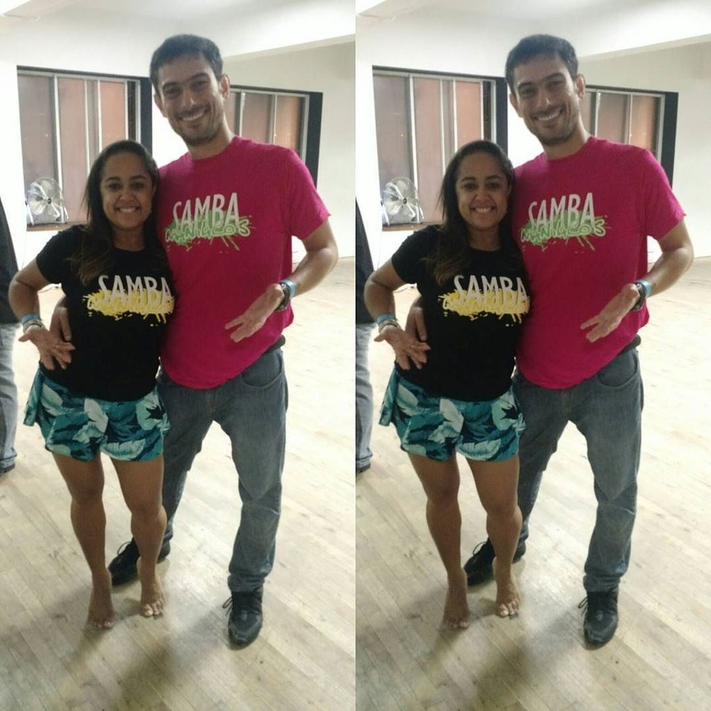 sambamaniacos's tweet photo. Diretamente de Montreal, Bruno e Jaque! Casal top... #osambavaidominaromundo #sambamaniacos #eudançocomgeral #nemme… https://t.co/84vbLA3Tgs