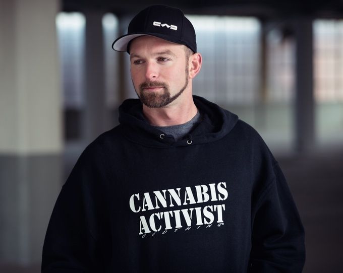 HempClothes's tweet photo. #Hemp can #SaveTheTrees 🌲🌳🍁 #CannabisActivist ✊ is #activism 📢 in #fashion! 💃🏽 #SupportHemp #Kickstarter #Fashion 👉 https://t.co/Dsy6ZkZIv7 https://t.co/EeqZsXxheE