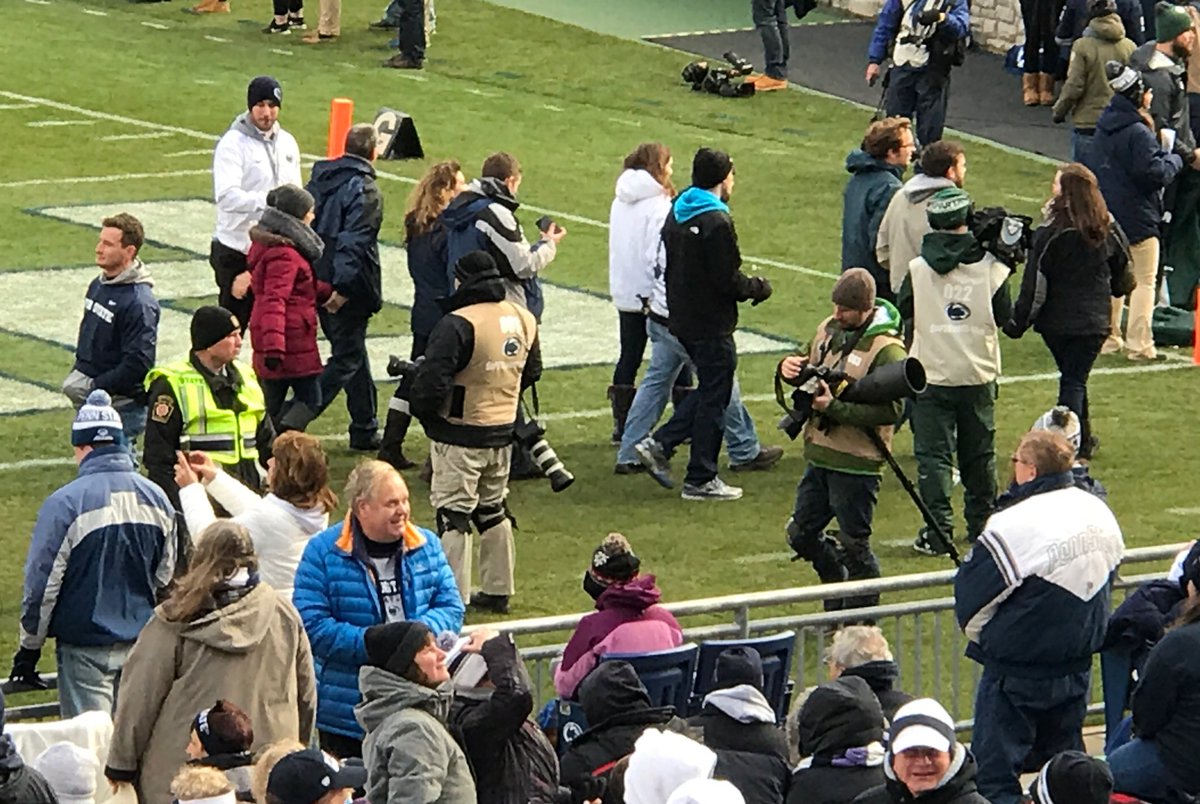 KirkNeidermyer's tweet photo. @CaseyKreiderLNP, @TimGrossLNP, @phojoknight waiting for the @PennStateFball game to start. @LancasterSports #PSUvsMSU #MSUBeat https://t.co/7pQkPqy22f
