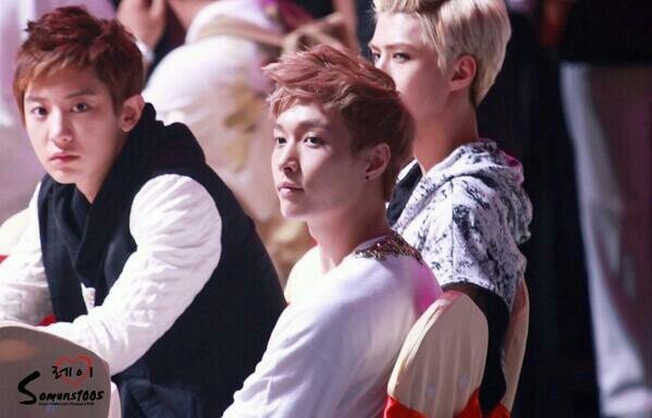 HunLayLover's tweet photo. สุขสันต์วันเกิดน้องชายของจางอี้ชิงและพี่ชายของโอเซฮุน🎂🎁สุขสันต์วันเกิดปาร์คชานยอ�� 🎉🎊
#HappyChanyeolDay https://t.co/HRCTBlcrZK