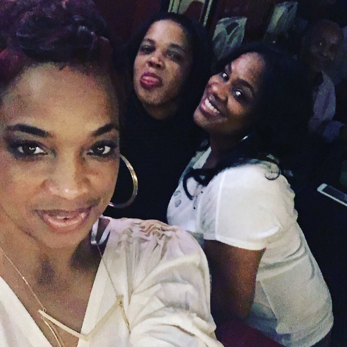 ErickaUrsula's tweet photo. Sisters #TheyMine https://t.co/KBznieVcSm