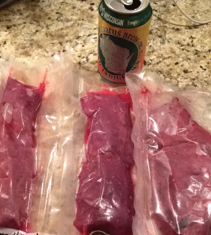 jk31_hunt's tweet image. Listening to some Chris Janson, drinking a Spotted Cow and cutting up another deer. #Hunting #WisconsinLife #EatWhatYouHunt