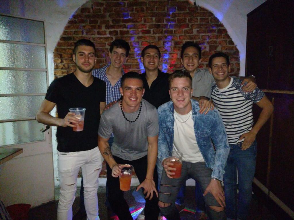 ilmorbo23's tweet photo. FELIZ CUMPLE GS7 @gonzascarp https://t.co/N7k5kajvcl