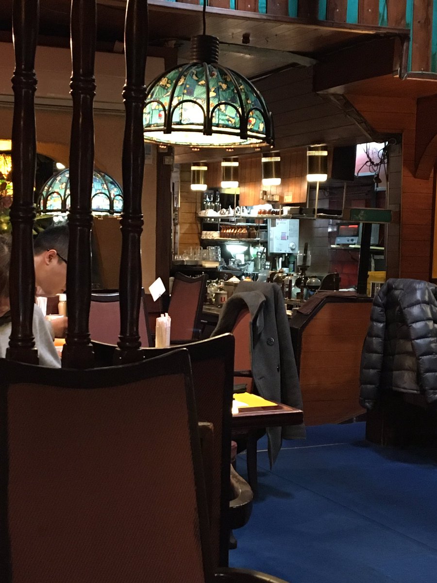 リコ ルブラン店内のモデルになったお店へ カレーとコーヒーをいただきました