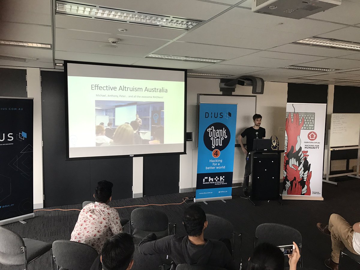 codeg33k's tweet photo. #EffectiveAltruism presents on final day of #RHoK #RHoKAustralia https://t.co/1NHPTKN1EU