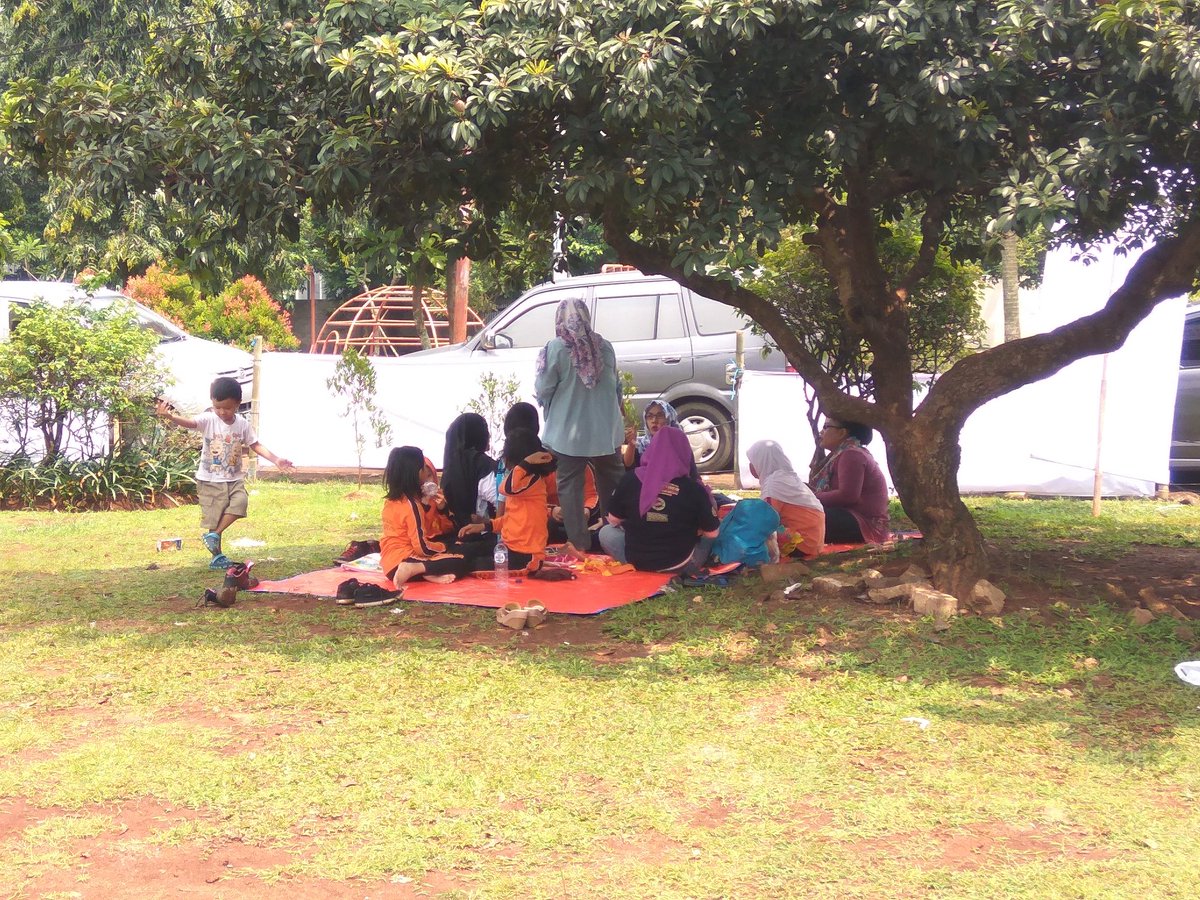 TetraPak_ID's tweet photo. Yuk datang ke #HelloNature2016 kita seru-seruan bareng. Lokasinya di Bumi Perkemahan Ragunan https://t.co/dCG1B0RnOf