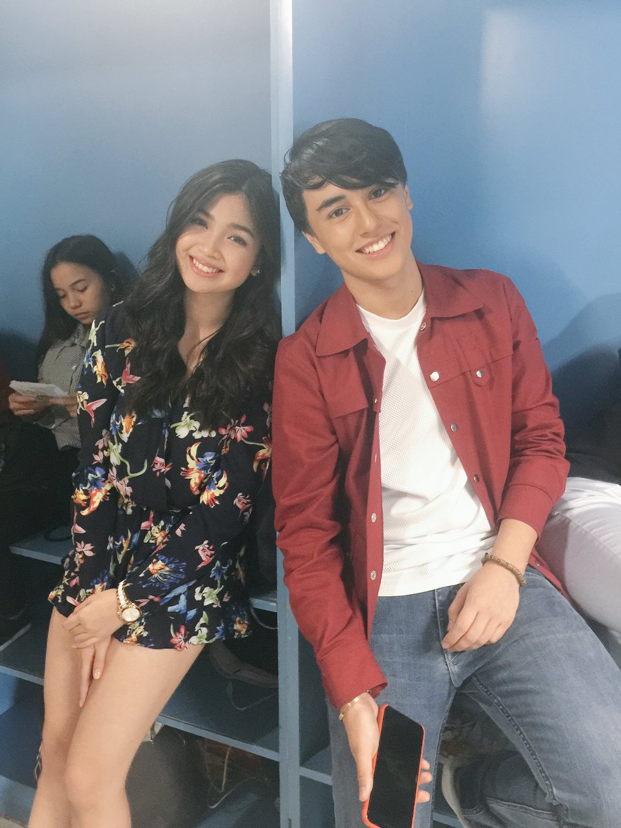 officialvivoree's tweet photo. Yay! Nagkita ulit sila 😊happy ako for heaven and edward 😊😊 EdVen! @hperalejo @Barber_Edward_ https://t.co/ozanAIBzbo