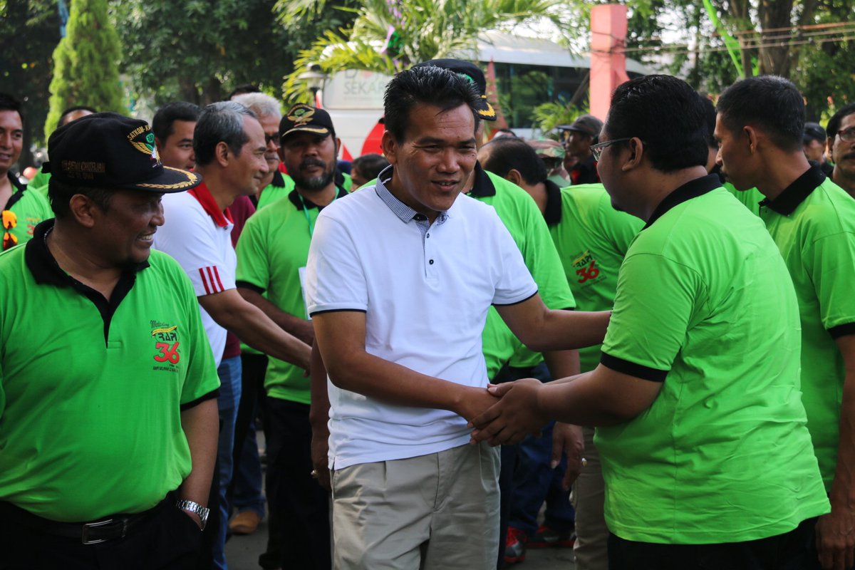 MusthofaWardoyo's tweet photo. RAPI adl sarana mmbangun komunikasi&amp; hadir d tgh masy utk brsma mncari solusi dr prmslahn yg ada
@HumasKudus @Menkominfo  @info_RAPI https://t.co/43QQGrNxVc