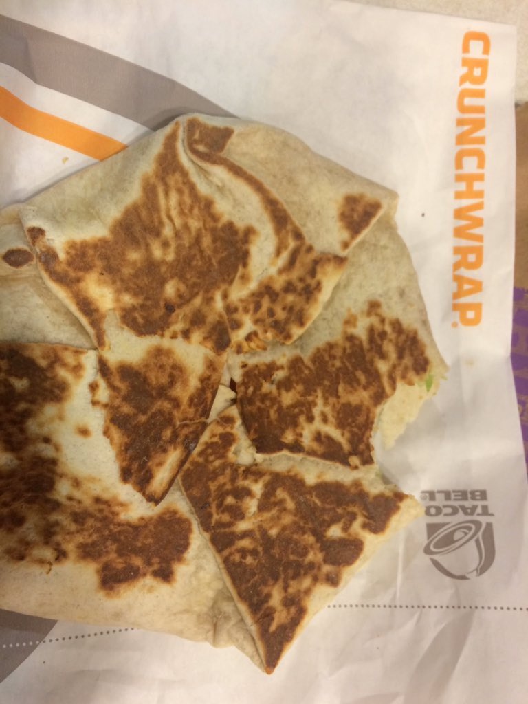 yumindatum's tweet photo. taco bell is ALWAYS a W 😛💦 #whatevenisthat #sexyregardless thanks @RhadAngelo !!!! @tacobell https://t.co/650utwtEmY