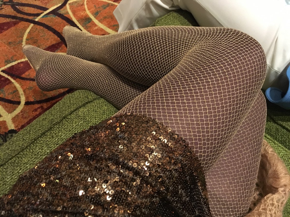 Kate_Christie_'s tweet photo. Needed a couch break at the World's Largest Disco in Buffalo. #DiscoLegs https://t.co/NT8IIbr7UO