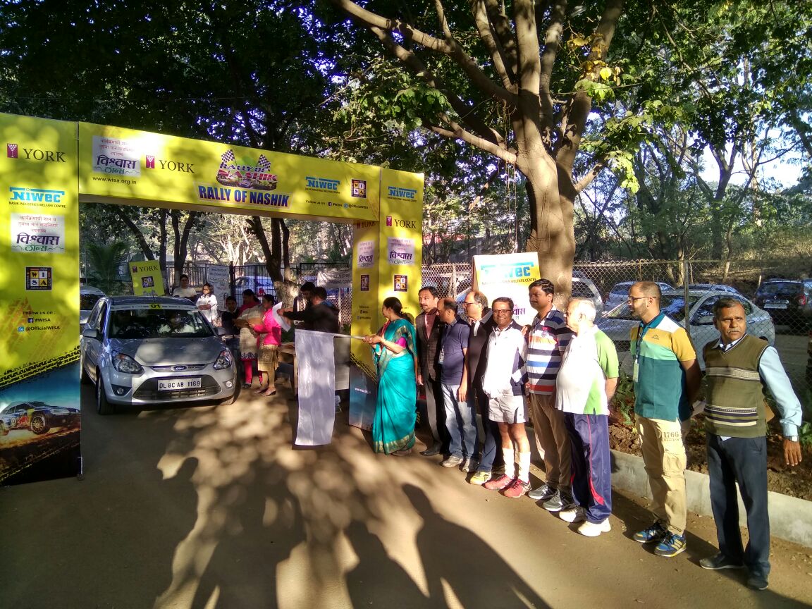 OfficialWISA's tweet photo. Rally of Nashik 2016 - started as scheduled. 28 (4w) &amp; 11 (2w) have started the rally today. dist. 130 kms approx for 4w &amp; 80 kms approx 2w https://t.co/st7BDM7qE2