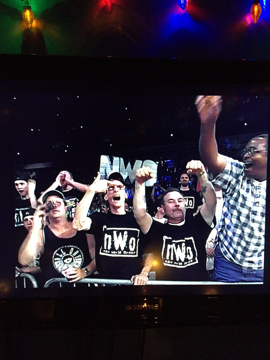 BobWarlord's tweet photo. #nitroepisode92 #Yikes 
#FrontRowRepresenting
#LexLuther
@cactus901 https://t.co/zb7fzCeS3x