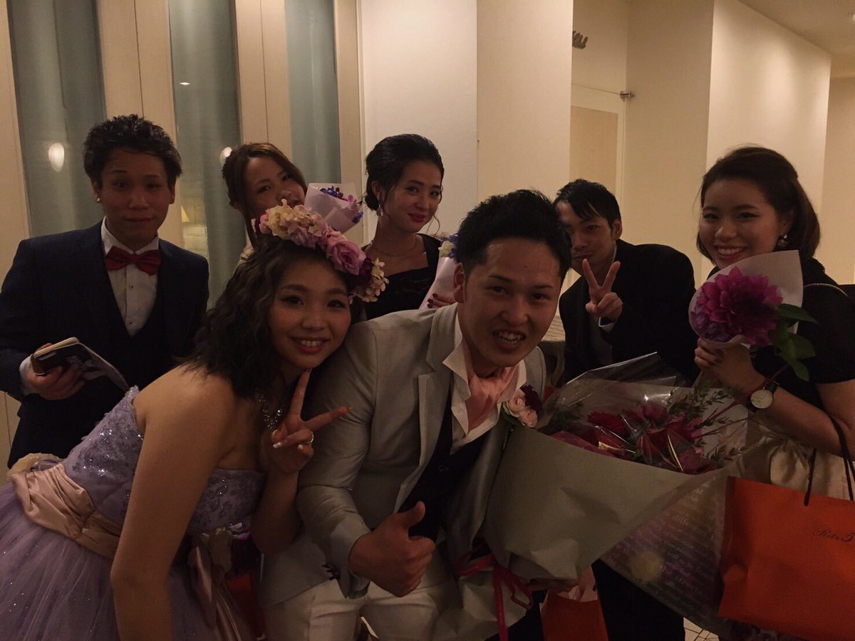 jin_0324_'s tweet photo. 2016.11.26結婚式💒
来てくれた人本当にありがと！
おかげでいい結婚式になりました！
バリバリがちがちに緊張して最後はカッコ悪かったけど、本当にあそこで話したり皆に見てもらうことで成長できたと思う！改めて皆へ感謝することが出来た。
これからも夫婦共々仲良くしてください！ https://t.co/taG5WNC9Hp