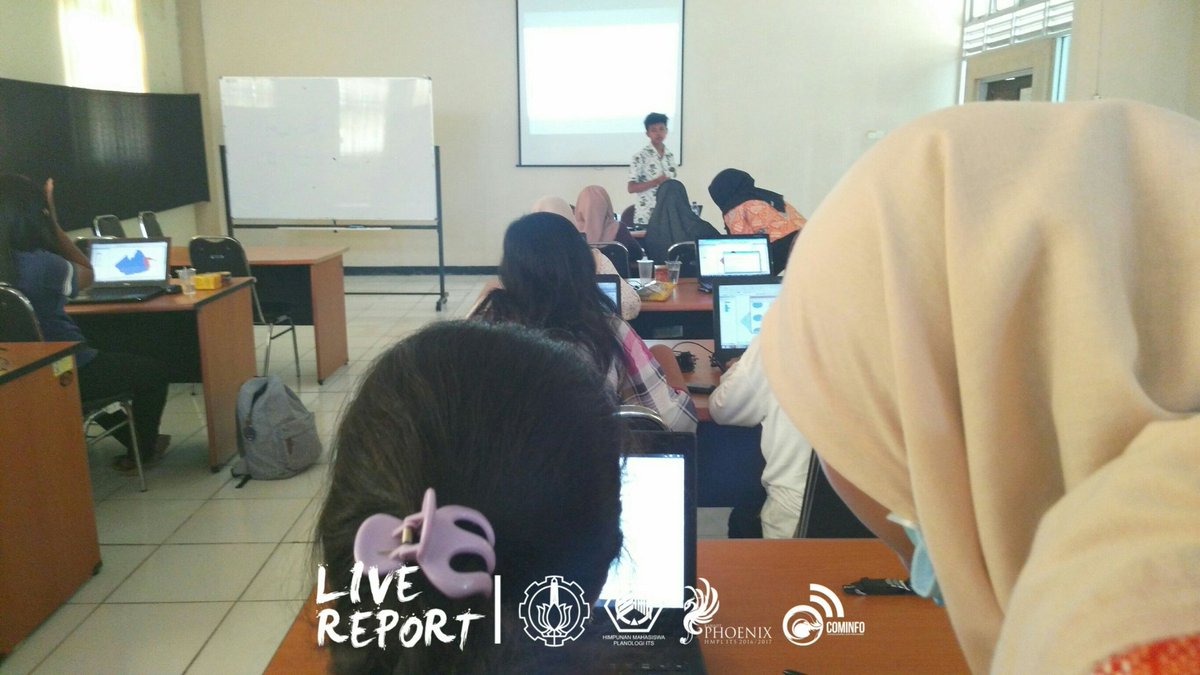 hmplITS's tweet image. [LIVE REPORT]
ArcGIS Tutorial Intermediate 2016...
For a better planner
#arcGIStutorial 
#mudabermanfaat
#hmplits
#ITSSurabaya