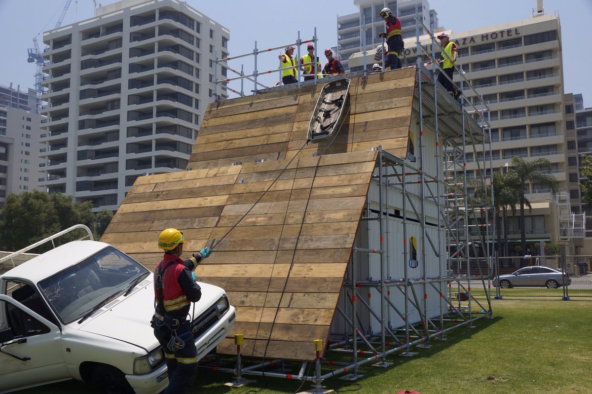 tad_graphics's tweet photo. We had fun volunteering for the Merc on the weekend. Although it was a scorcher yesterday. #themerc #perthisok #perth #miningemergency https://t.co/jdCjEMaHVW
