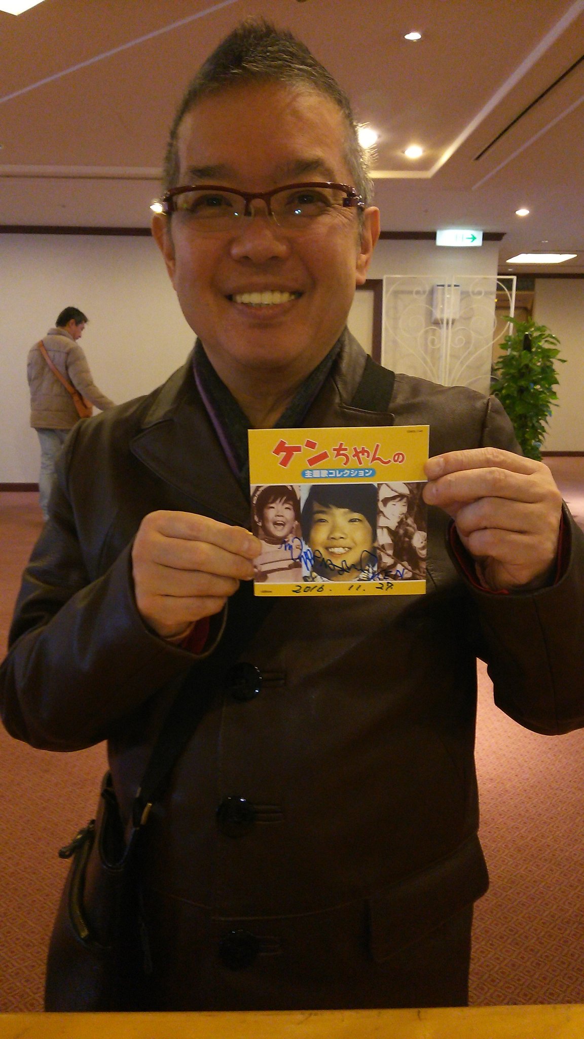 ゆう こりん 昭和のヒーロー 長沢大 筒井巧 佐久田脩 ケーキ屋ケンちゃん の 宮脇健 さん 宮脇康之 さん も遊びにいらして下さいましたよ 愛の戦士レインボーマン 世界忍者戦ジライヤ 星雲仮面マシンマン T Co 7wxjo7cdsg Twitter