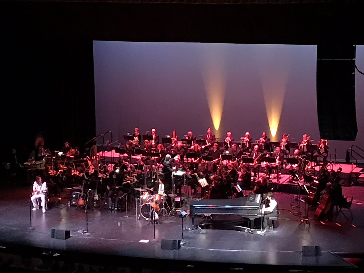 GeorgeClaire10's tweet photo. ''Tis the season, you can do ur part on #GivingTuesday so the #SacRegion can enjoy more performances like tonight's #beatles #SacPhilOpera https://t.co/A6OQe06klS