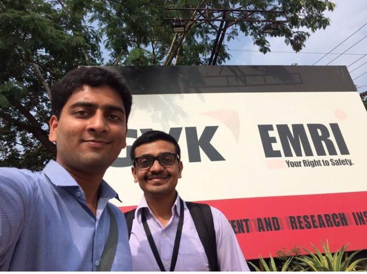 GreenlineLabs's tweet photo. Next stop EMRI!
#startuplife #IOT #greenline#hyderabad #healthcare #Ambulance https://t.co/sHNLIsGZxs