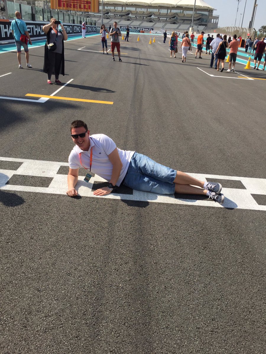 krisramsey83's tweet photo. @ymcofficial #Upload2Upgrade would be an amazing way to finish off our first ever #AbuDhabiGP ๐๐๐ฆ๐ช https://t.co/IvU1APCuzy