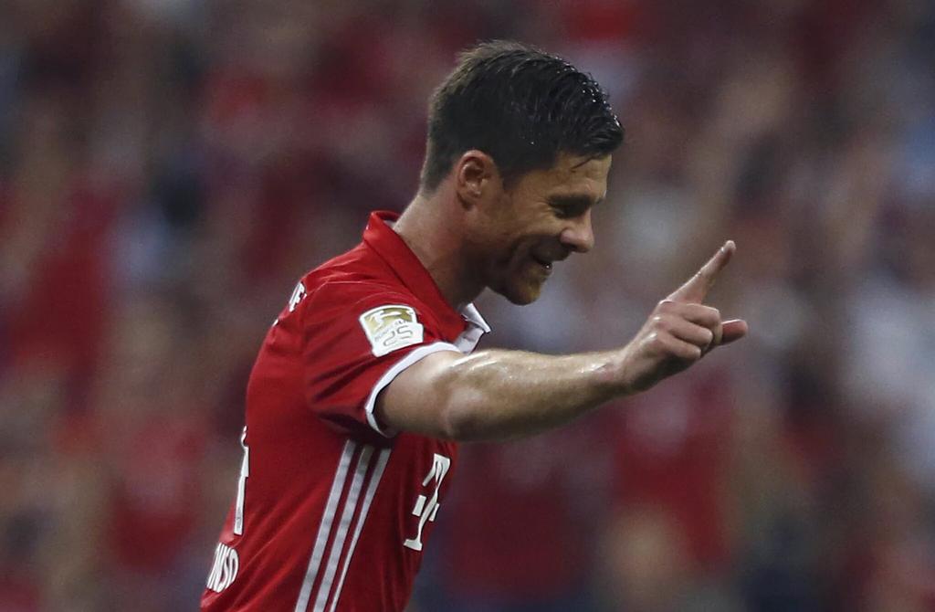 iMiaSanMia's tweet image. Xabi Alonso's contract expires next summer: "New contract? We will see what happens" [Sport1]