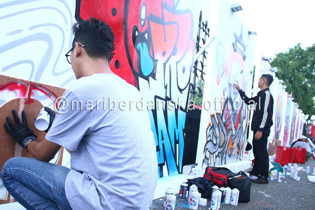 Crowd, bmx park dan mural spot .. di area MARIBERDANSKA2016 ...

#ProjamMariBerdanska
#ProjamMB2016
#MariBerdanska2016