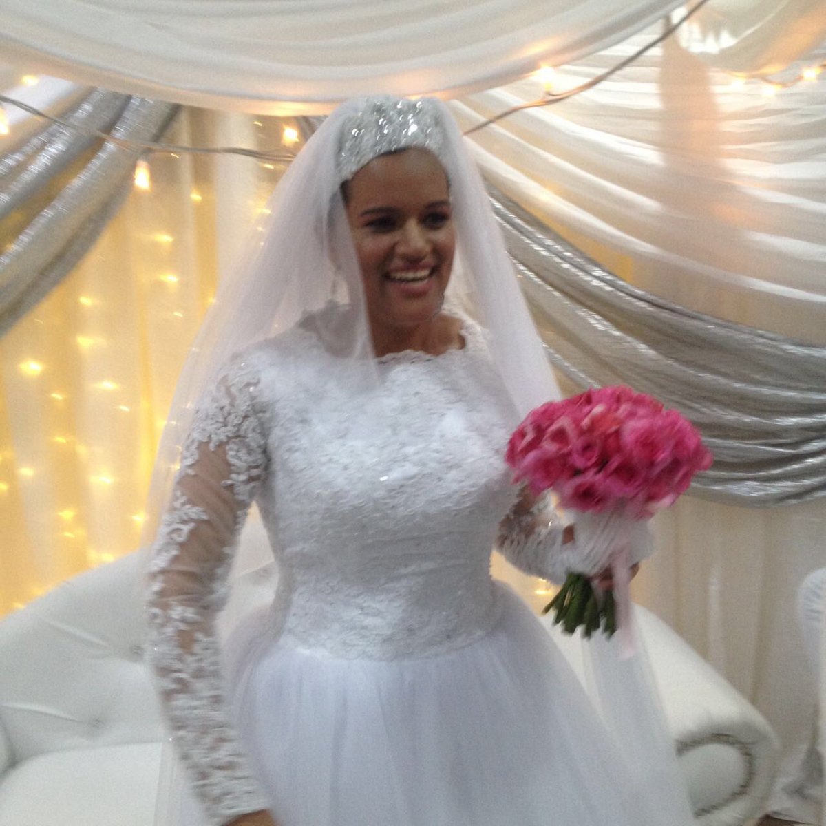 jerome_k_damon's tweet photo. #WardaHindley #TheHindleyWedding  🎤isn't she lovely; isn't she beautiful🎶 https://t.co/fXWjQjqaFz