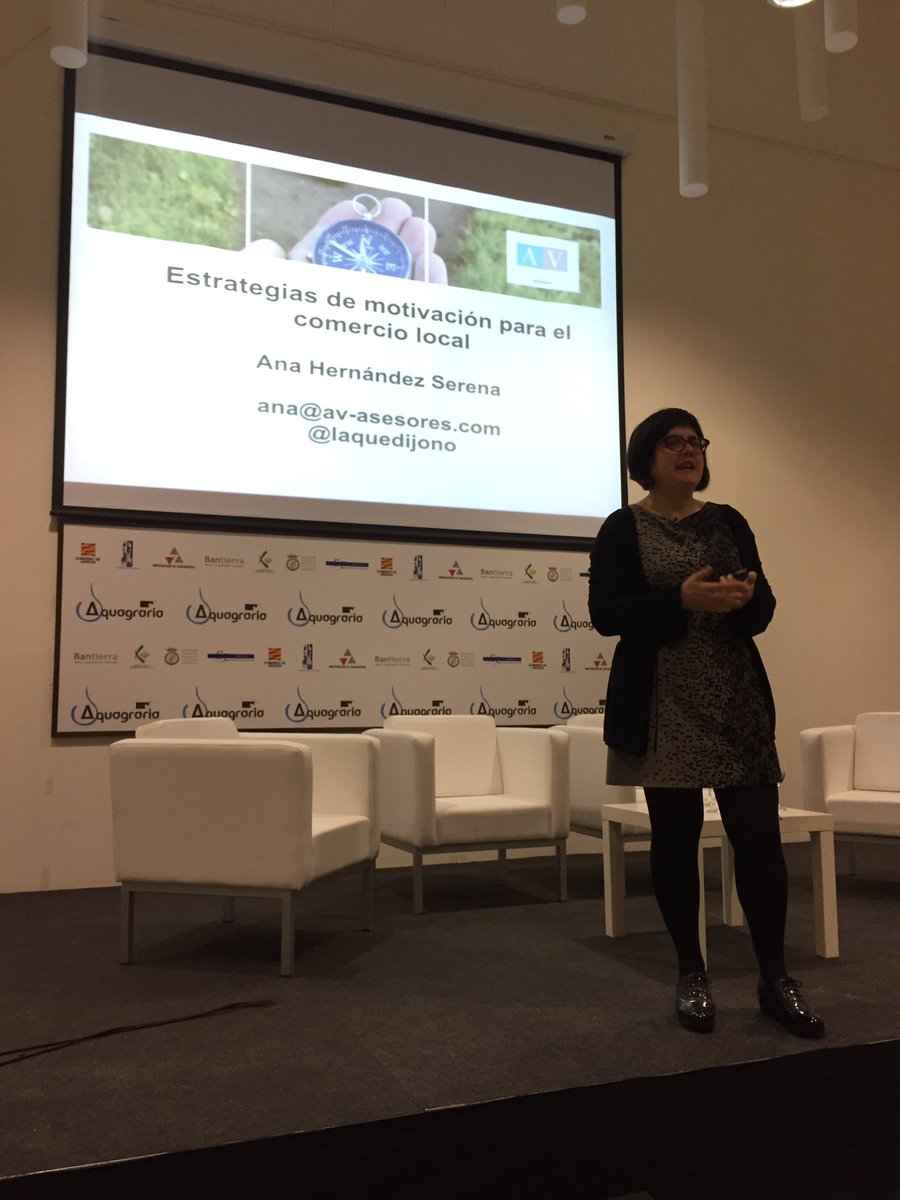 Charla motivadora sobre el comercio local de <a href="/laquedijono/">Ana Hernández Serena</a> en Ejea