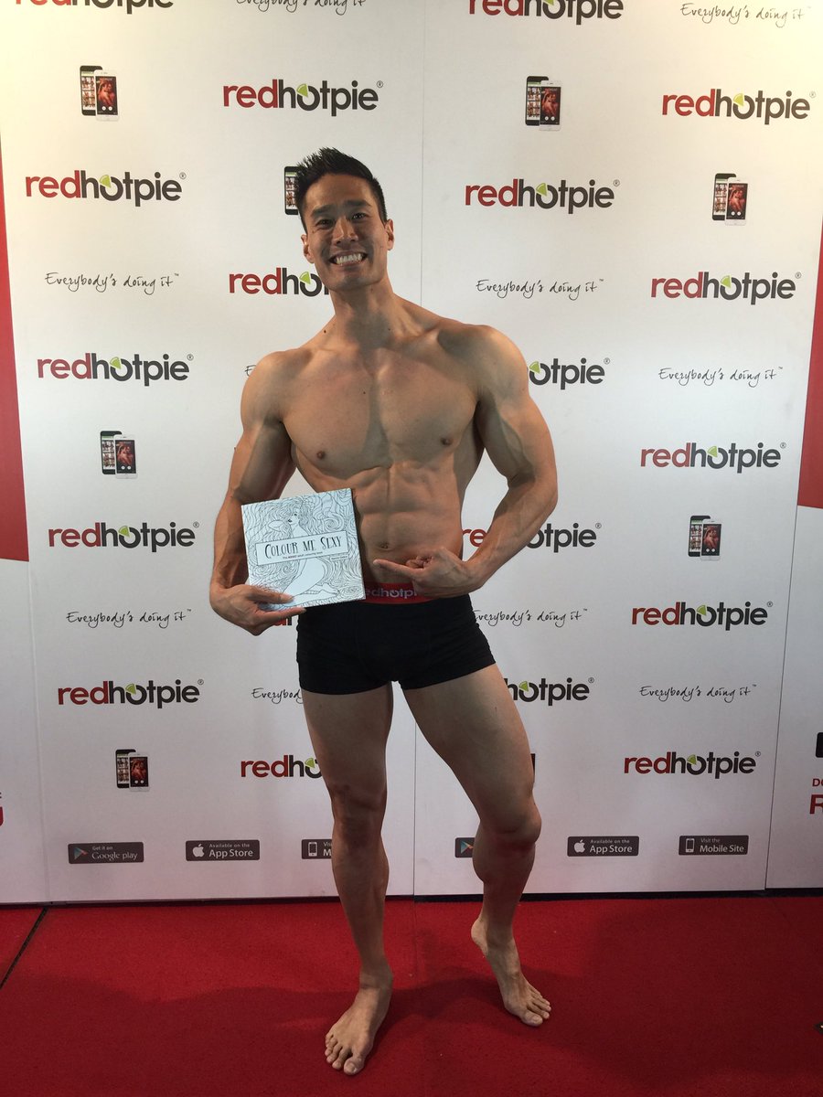colourmesexy's tweet photo. Colour Me Sexy is making new friends here at Sexpo! Xx #redhotpie #sexpo https://t.co/Yu7KujozLP
