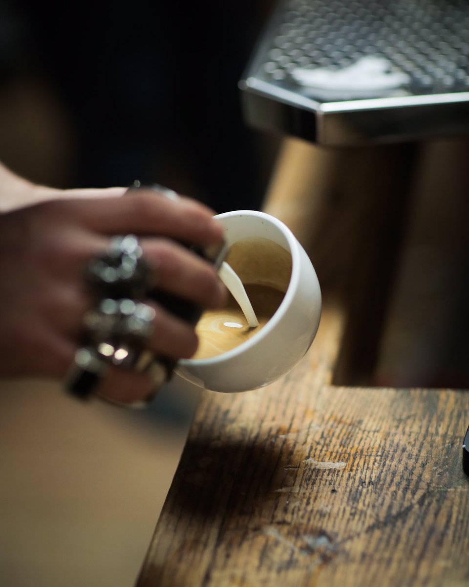 slayerespresso's tweet photo. Milk meets coffee. A combination so killer that we made a machine for it. #SlayerSteam https://t.co/hkMRJHOfJV