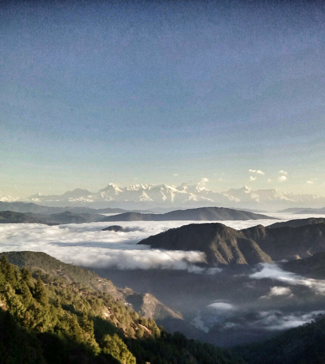 trip2mountain's tweet photo. come to winter in #Nainital to see that types of #Nature_view. https://t.co/N4aO1gIWwN