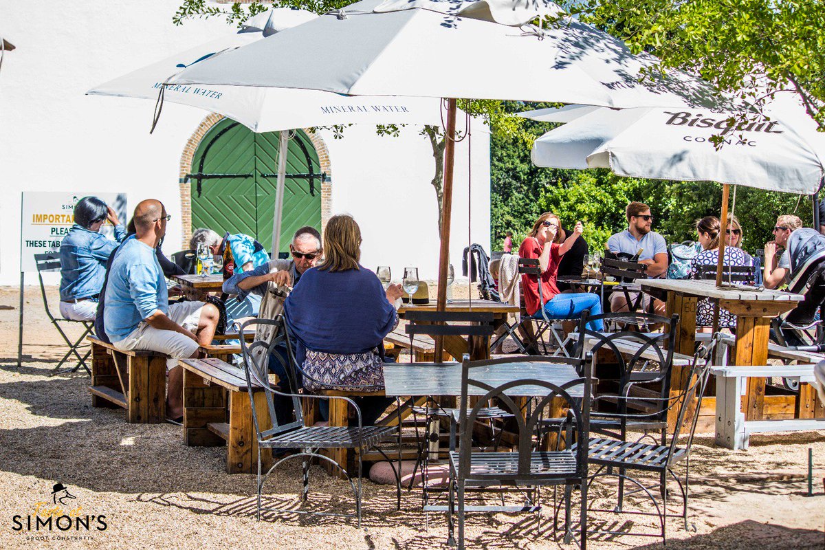 TasteatSimons's tweet photo. Our full market will be open between 11am and 7pm today! Come enjoy some foodie delights, live music and drinks with us!
#tasCT https://t.co/OOhXUftO15