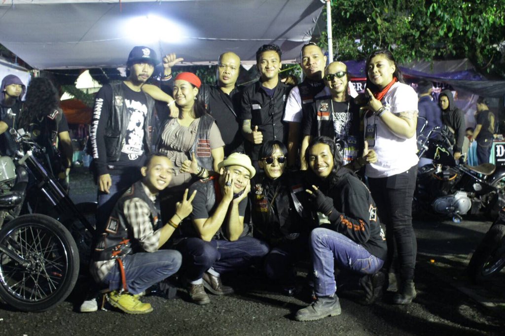 KUDABESIMCBDG's tweet photo. 6th Anniversary Kuda Besi MC West Java Chapter @ Sabuga... https://t.co/ndWgvQWmNj