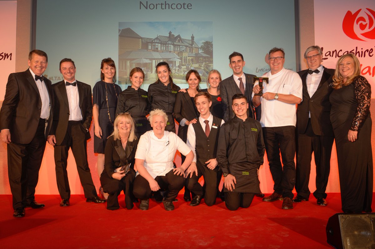 MarketingLancs's tweet photo. #LancashireDay🌹 spotlight - @NorthcoteUK WINNER of the Best Hotel Award at the #LTA16 https://t.co/8a36uxiEyr https://t.co/ghqdVhACbF