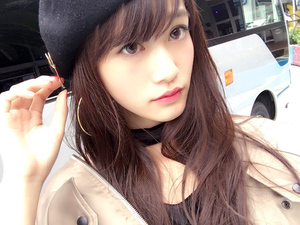 meruru20020306's tweet photo. MANTに私服アップしてるので
みんな💓是非チェックしてね♪( ´▽｀)❤️
フォローもよろしくお願いします✨
△i-phone用：  https://t.co/zYZWCabBUE
▽Android用：  https://t.co/HGKo7goBDA https://t.co/2I8Jd7HNqU