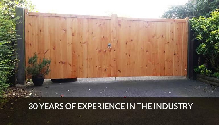 ukgates4u's tweet photo. With 30+ years' experience, you can count on us to build your perfect #bespoke #driveway or #garden gate! https://t.co/mdcjQHayOL #home https://t.co/MpyFwZfom2