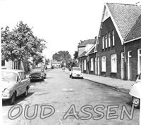 OudAssen's tweet photo. Tulpenstraat Blauwedorp #1973. Achtergrond Vredeveldseweg. Info: https://t.co/Uei4OoBFB9 #Assen #Drenthe #geschiedenis #anderetijden https://t.co/Xm13zRIq3L