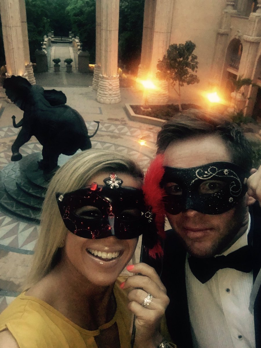 JuliaJames1's tweet photo. #zorro https://t.co/FwcrQpiemM