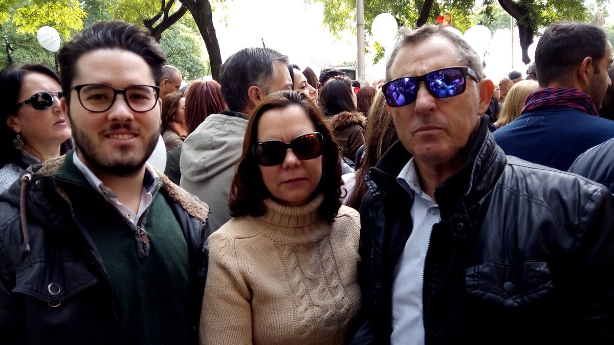 Asencio92's tweet photo. #huelvaporunasanidaddigna https://t.co/ceNHBZOzNc