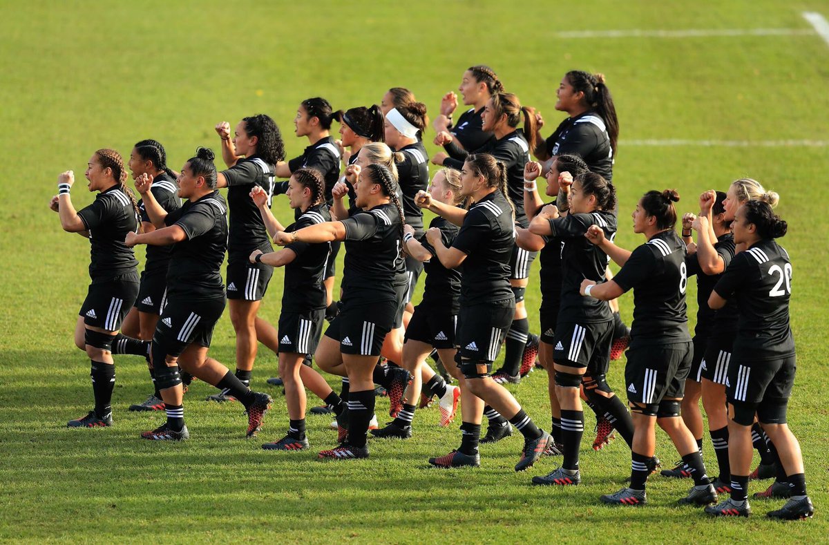 AllBlacks's tweet photo. Good luck to the @BlackFerns who take on @IrishRugby in their final match of the 2016 season.

#IREvNZL #GrowTheGame https://t.co/axvK28aTDO