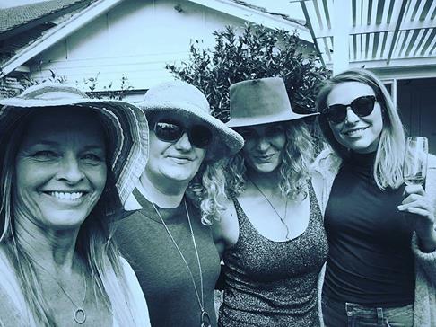 vero3168's tweet photo. from @daniellecormack insta - 💙Back in the arms of Baes💙 #somuchfilter https://t.co/r2jmExHoGI