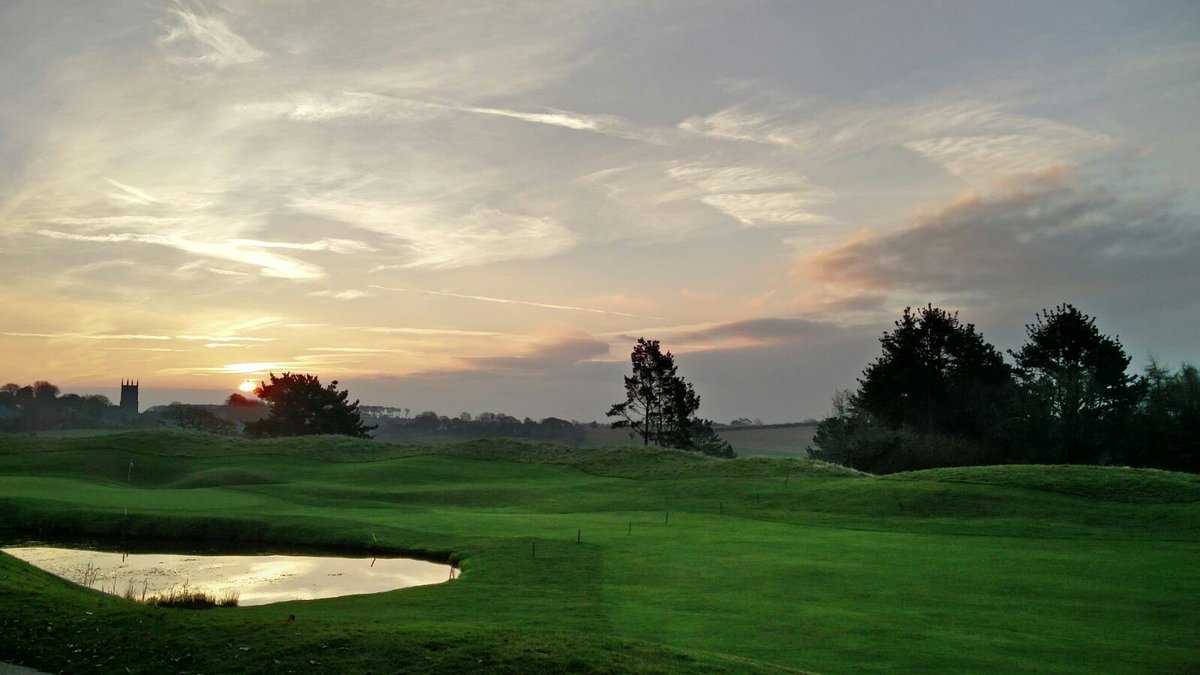 WOW_Recruitment's tweet photo. A glorious sunrise after a wonderful stay @StMellion. Thank you for exceeding our expectations. We can't wait to come back! https://t.co/TZ1DmrRr91