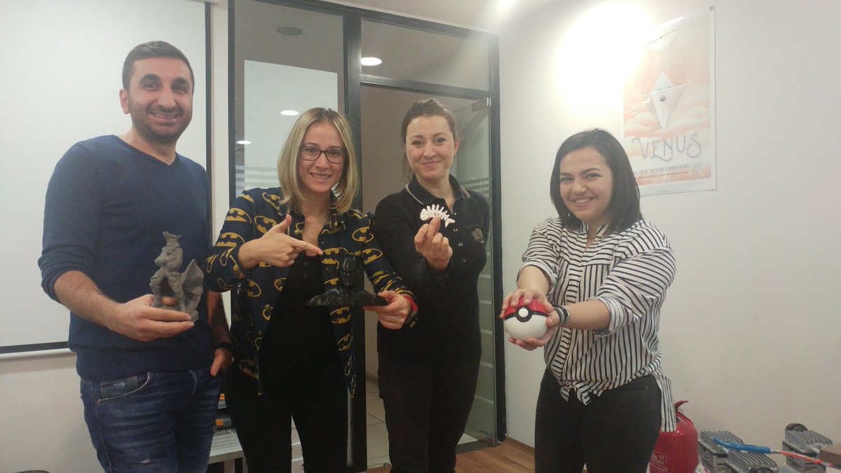 ielevcag_maker's tweet photo. 3 Boyutlu Örnek Çalışmalarla... .@ielev https://t.co/0hDeq3IR2S