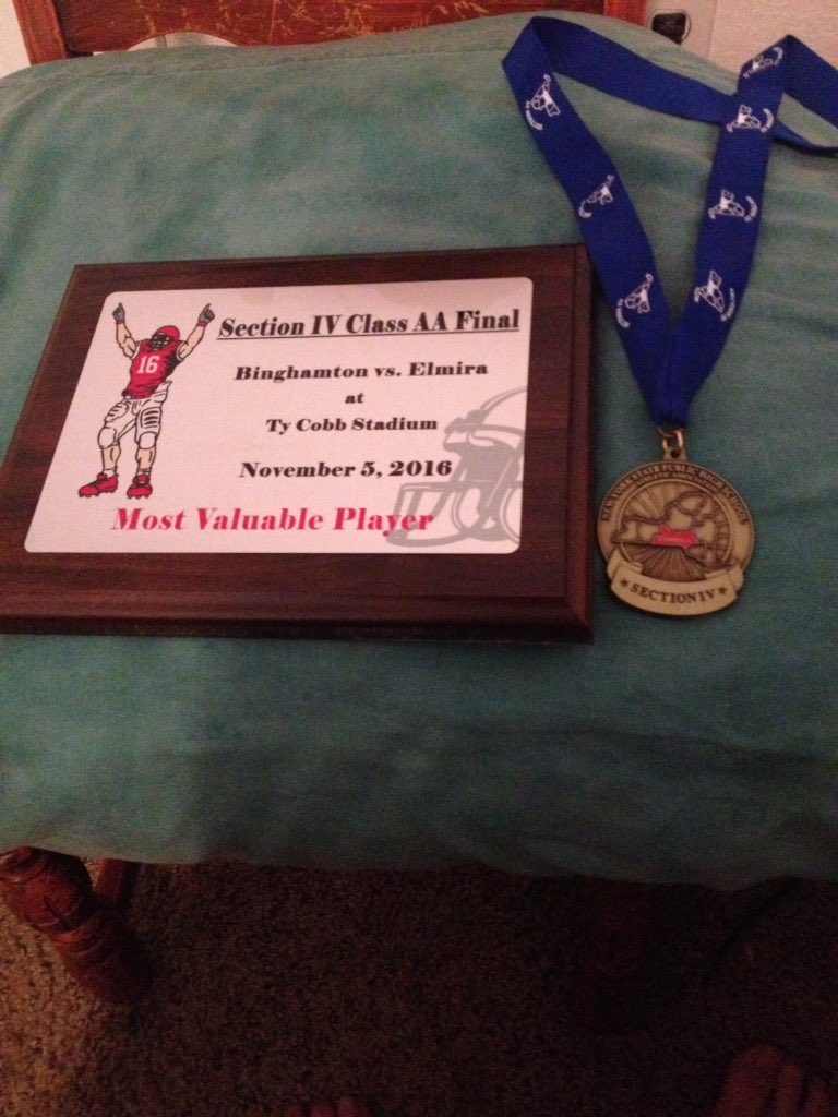 therealEPF's tweet image. TB to when I won MVP for section IV championship game