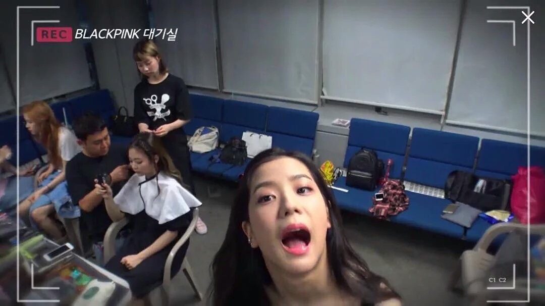 KimSooKmr's tweet photo. ㅤㅤㅤㅤ ㅤ ❏；270216  ♡

    (And we are the best meme together)

✷ — @Jiwonkmr https://t.co/sXmAvczqBH