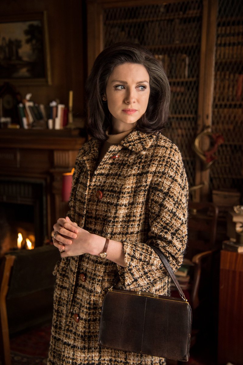 lea_robbie's tweet photo. Voted for @caitrionambalfe at #PCAs2017...incredibly talented & an #unusuallady. We have to get her theπ #PCAforCait https://t.co/UVjJ4rSDDZ https://t.co/gdmG5agpmJ