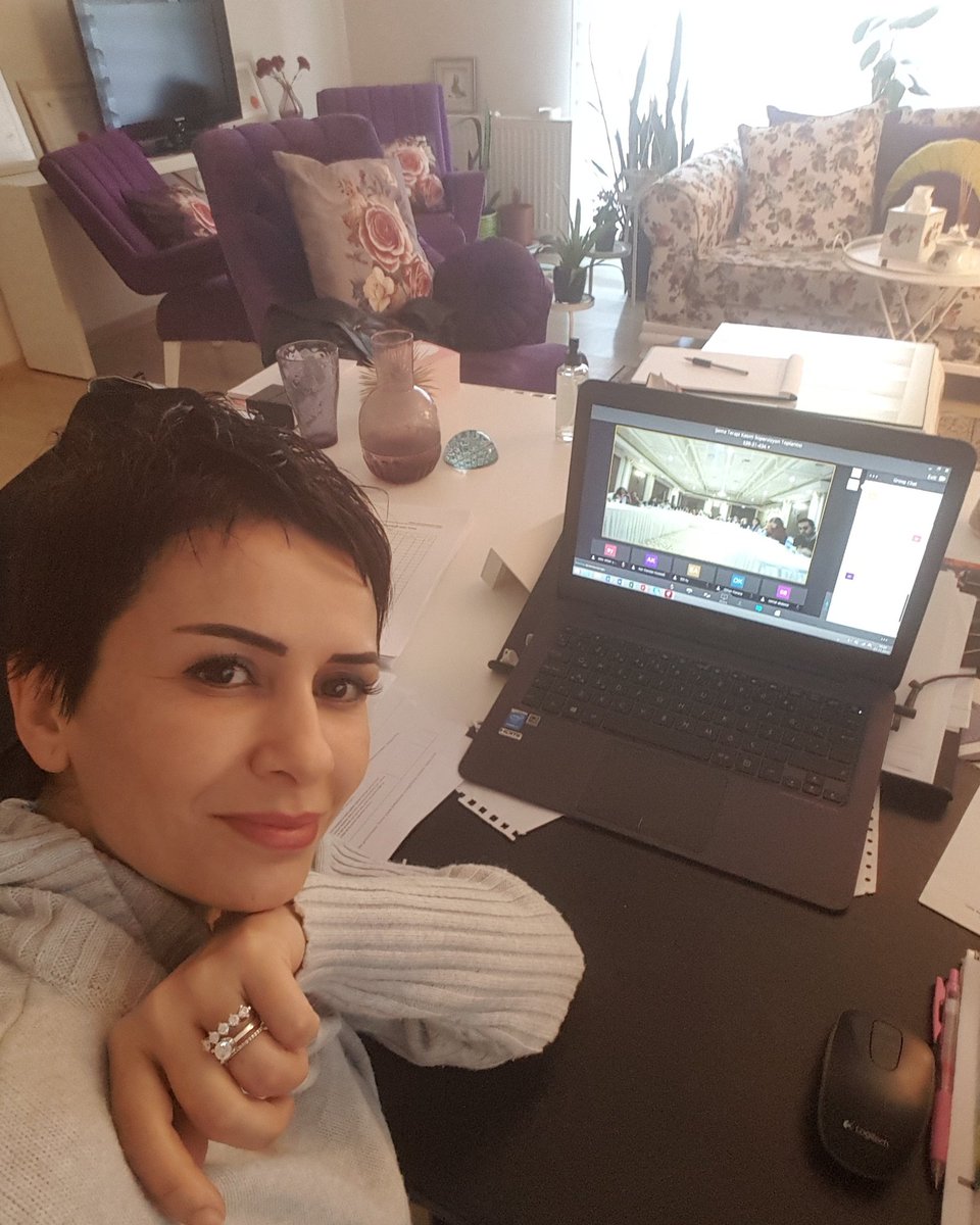 arzuerkan_'s tweet image. Cumartesi dahil tüm hafta çalıştık diye Pazar da çalışmayacak değiliz 🤗
@lpkaraosmanoglu 
@PsikoNET 
#şematerapi #süpervizyon #psikonet