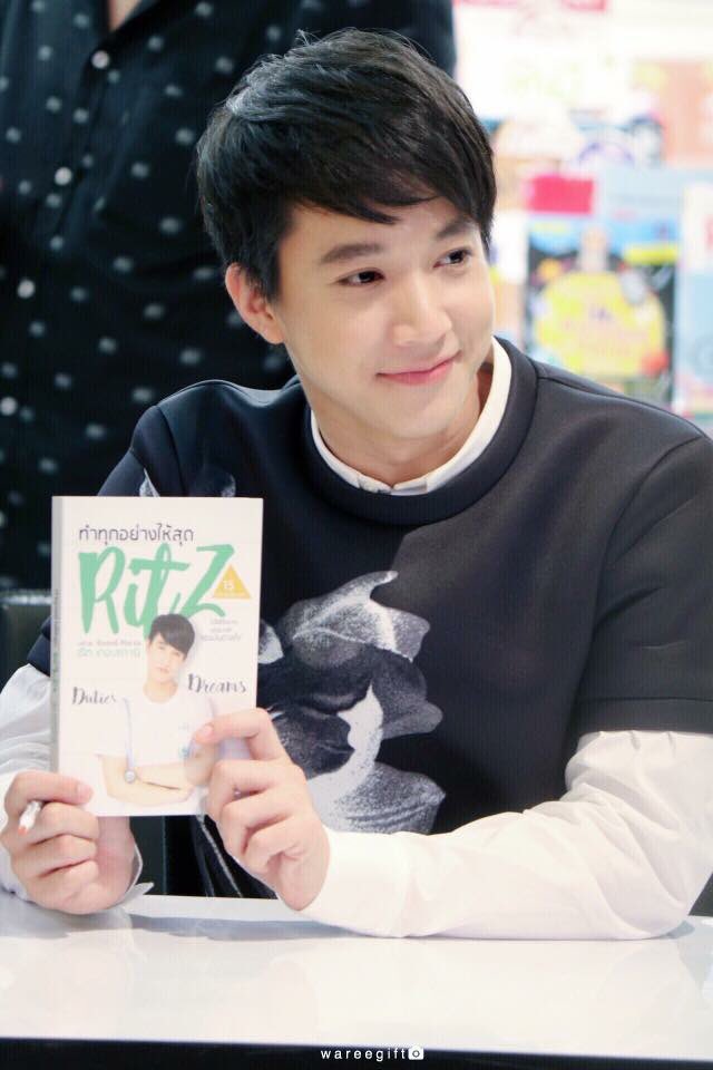 ritzthestar_fc's tweet photo. แม้ไม่ได้เจอ..ฉันคิดถึงเธอ💚
#ขอบคุณเจ้าของรูปค้าบ https://t.co/Ap0bor9VkJ