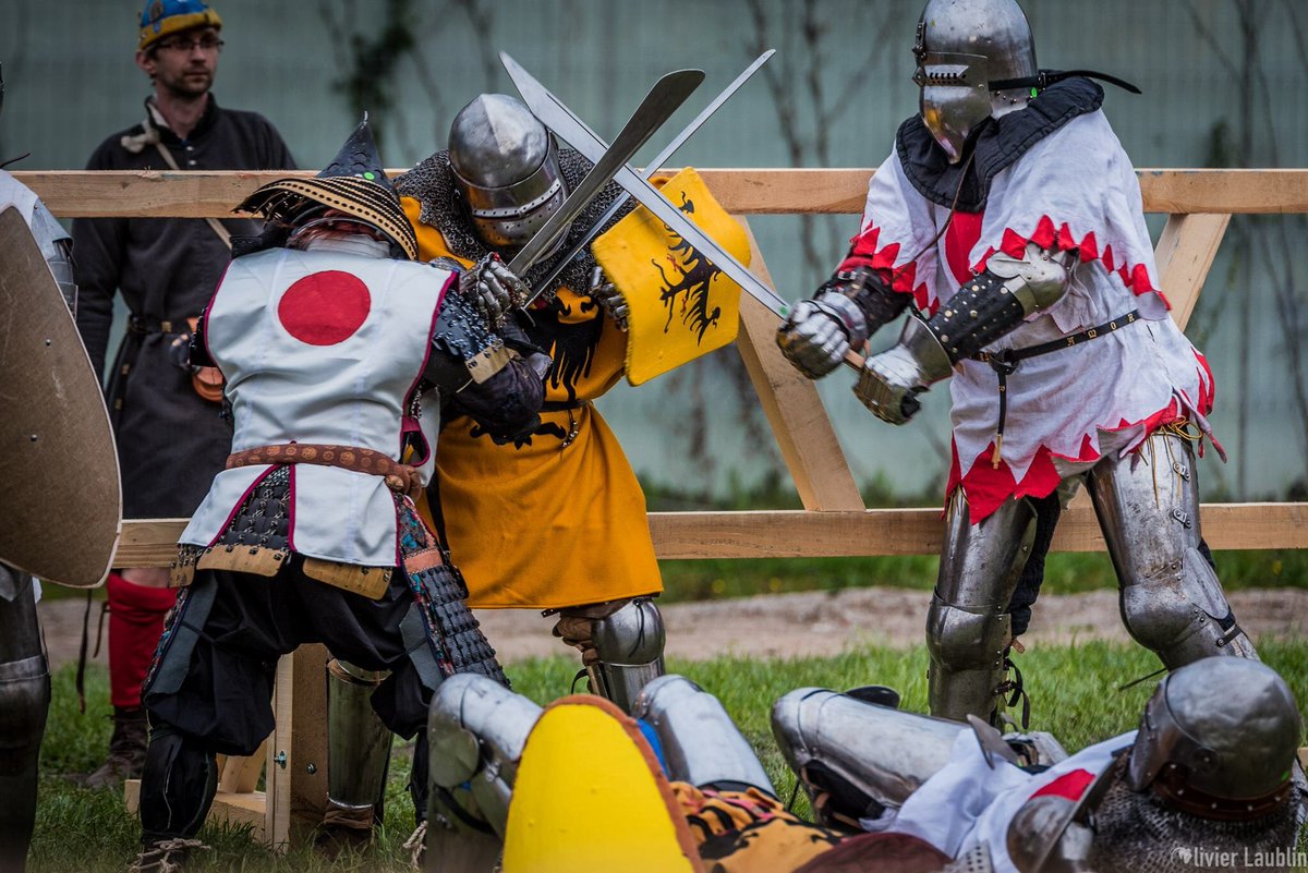 アーメットヘルム バシネット サウロン 指輪物語 アーマーファイト