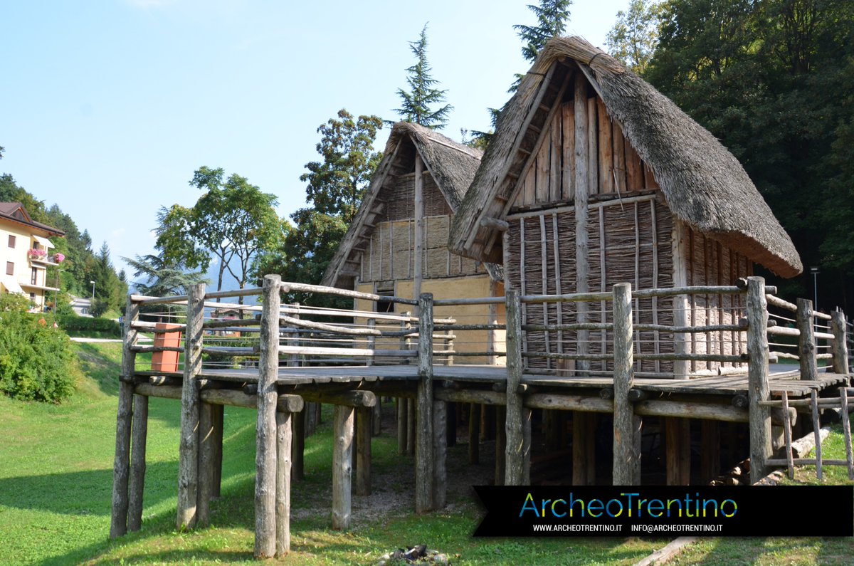 ArcheoTrentino's tweet photo. #pictureOfTheWeek è dedicata all'incantevole #villaggio #palafitticolo accanto al #Museo e al sito #UNESCO di #MolinadiLedro #buonadomenica https://t.co/FCeSbFyImq