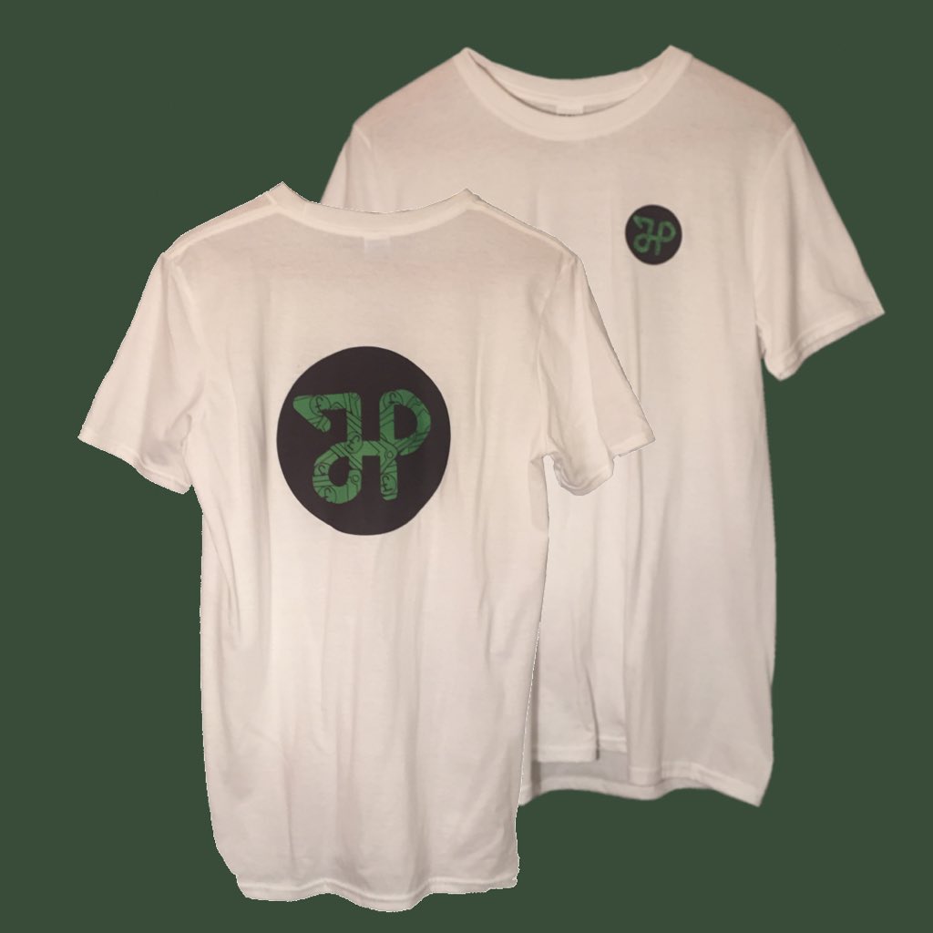 IllustrationsJp's tweet photo. JP money Logo Tshirt #JP #depop #tshirt #clothes #fashion #money #cash #streetwear #tshirts #tshirtdesign #digital https://t.co/Xa1kESgTqn